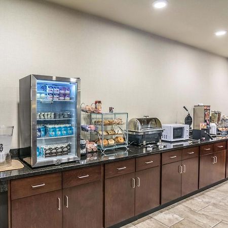 Cobblestone Hotel&Suites - Erie Esterno foto